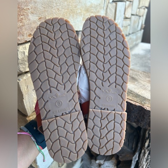 Nina Orange girls casual Sandals with T-Strap Design NWT Sz-3. E - Picture 9 of 9